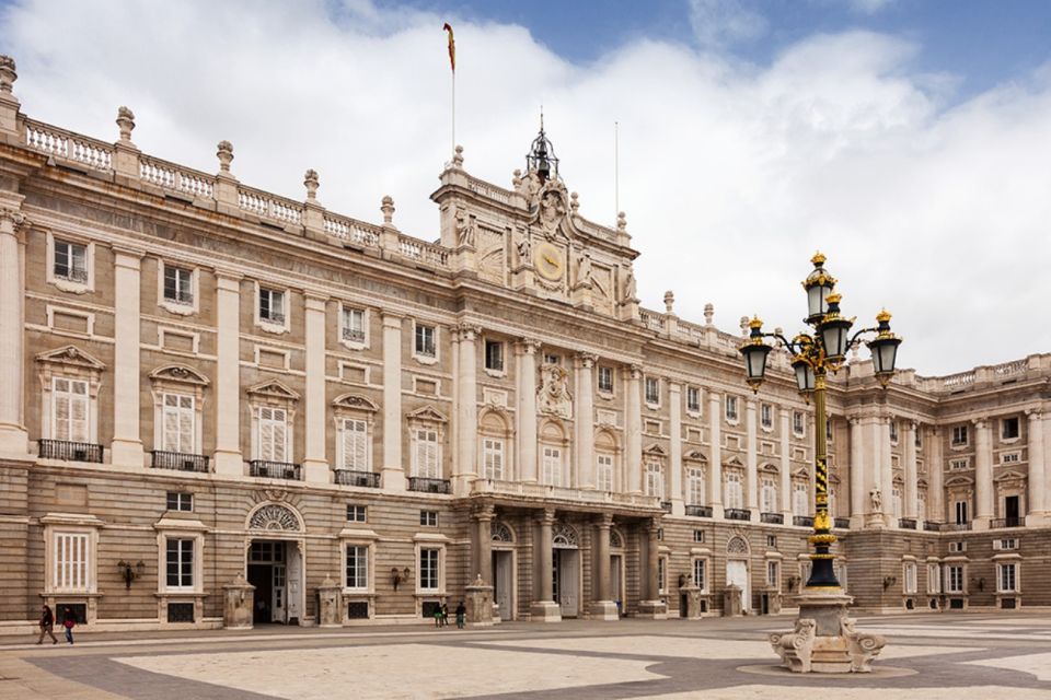 Madrid / Μαδρίτη: Royal Palace Exterior