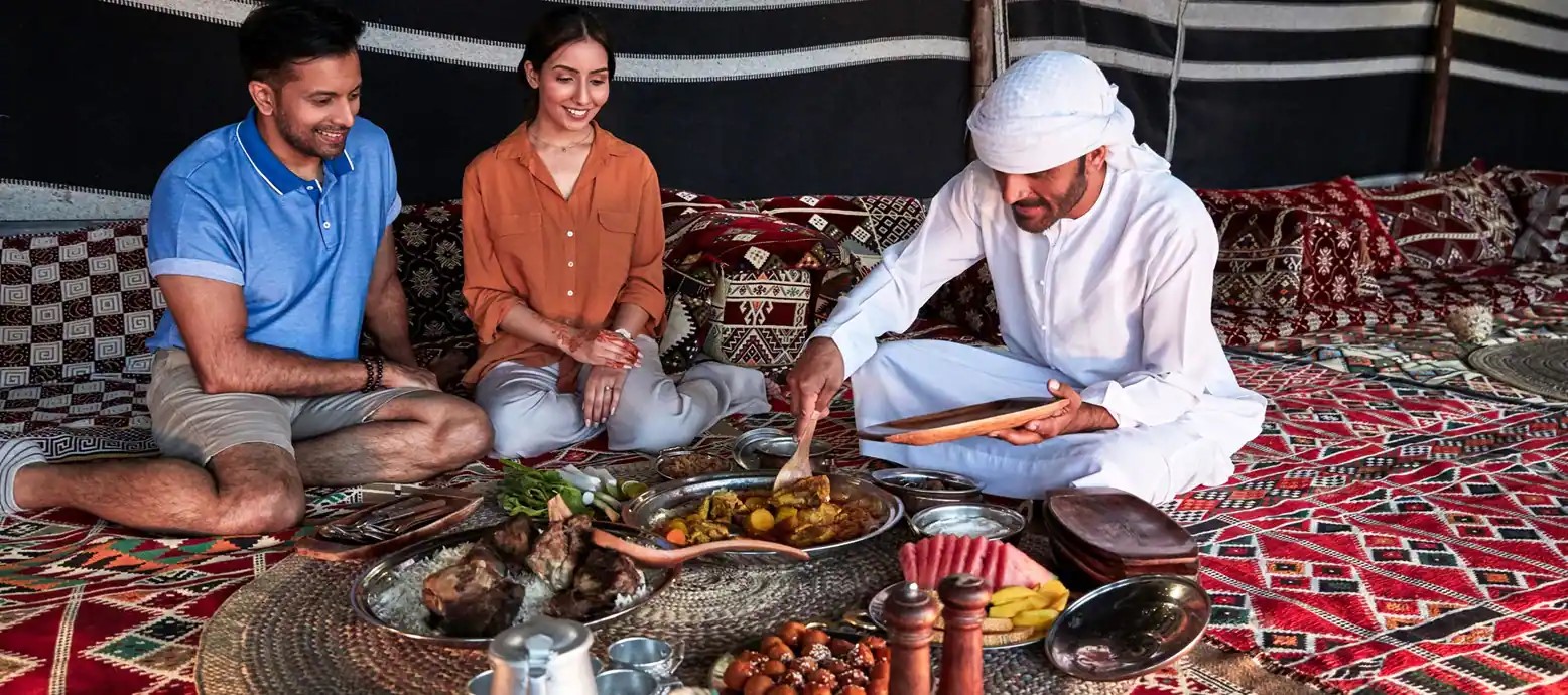 Dubai / Ντουμπάι: Traditional Table